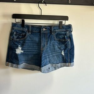 Old Navy boyfriend mid-rise shorts